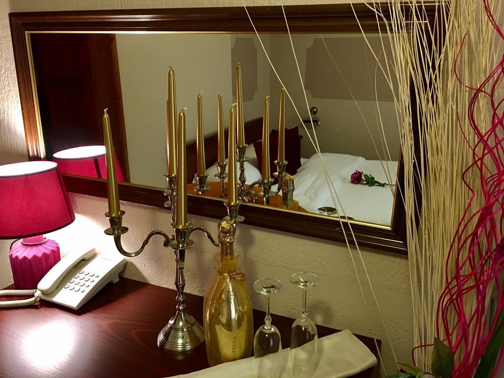 Hotel Ideal Podgorica Exterior photo
