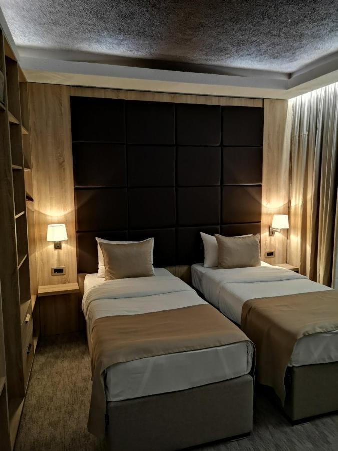 Hotel Ideal Podgorica Exterior photo